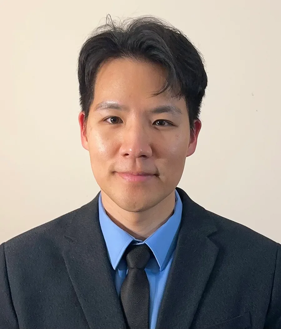 Portrait of Dr. Yo Sup Kim, DDS, general dentist in Toronto